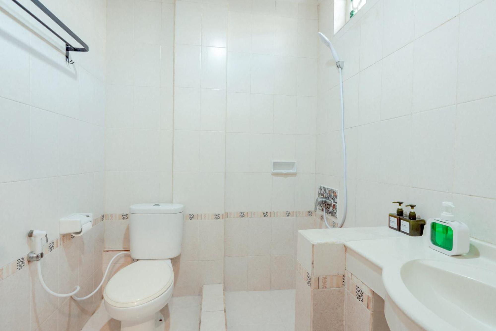 Urbanview Hotel Rasa Sayang Inn Tanjung Benoa Bali Kuta Selatan 외부 사진